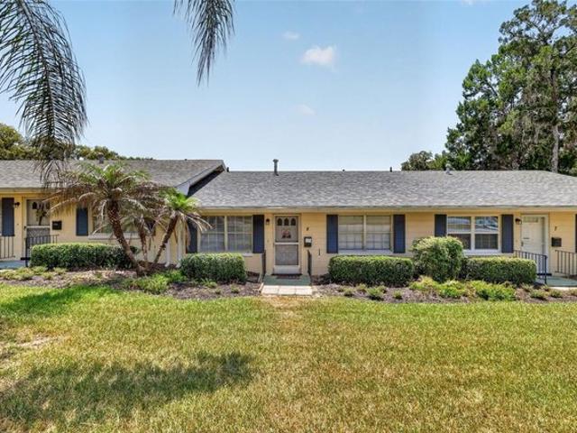Condo for sale in Mount Dora, Florida