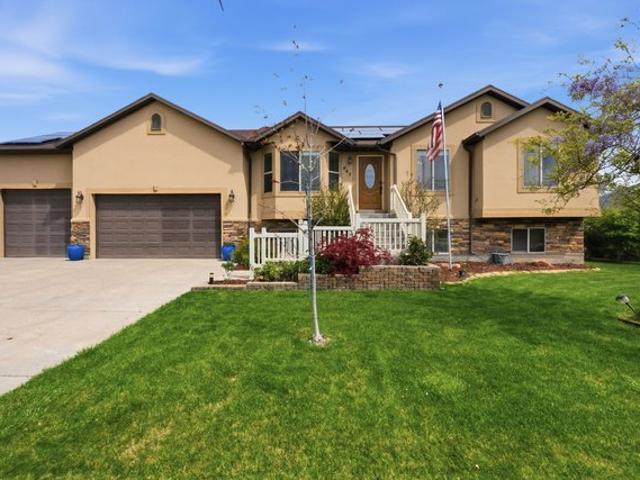 House for sale in Kaysville, Utah