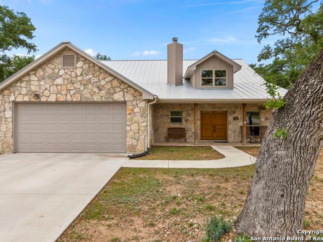 House for sale in Bandera House for sale in Bandera