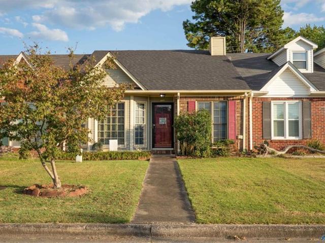 Townhouse for sale in Russell Village, Decatur