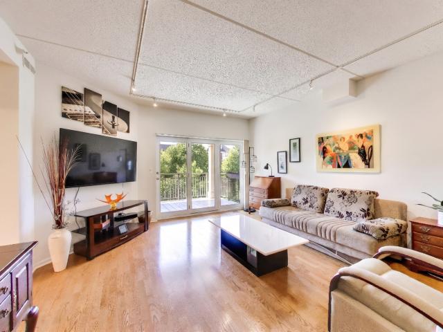 Condo for sale in Lincolnshire, Illinois