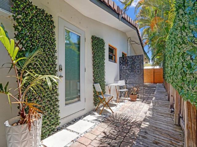 House for sale in Oakland Park