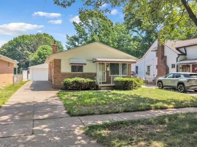 House for sale in Dearborn Heights, Michigan