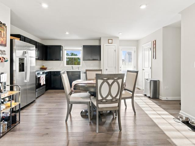 House for sale in Bristol Bay, Yorkville