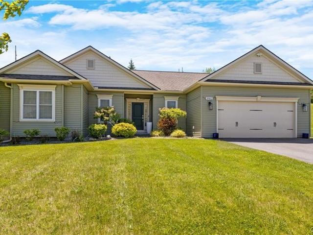 House for sale in Jamesville, New York