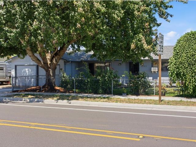 House for sale in Oregonia