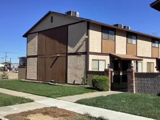 House for rent in Pomona