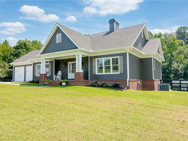 House for sale in Cumming, Georgia