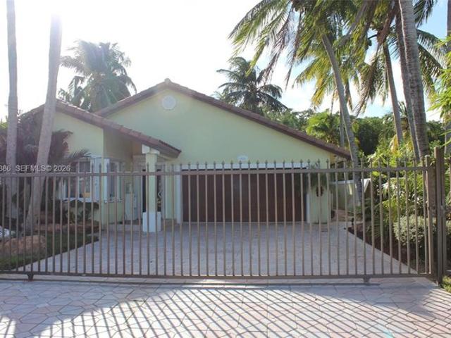 House for sale in Dania, Florida