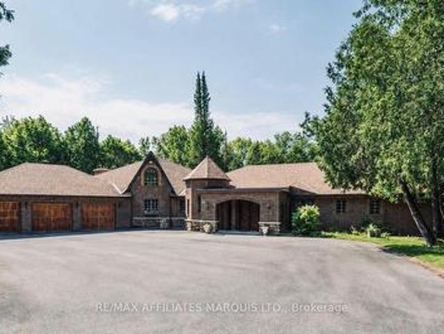 House for sale in South Glengarry, Ontario