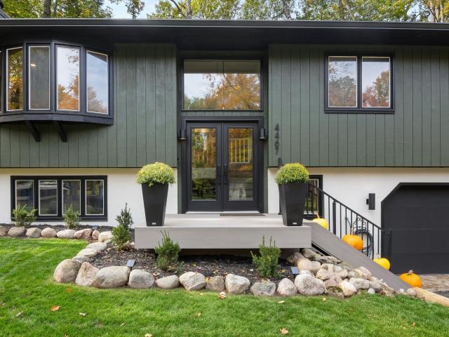 House for sale in Springbrook Hills, Acme Township