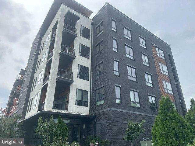 Condo for sale in Virginia