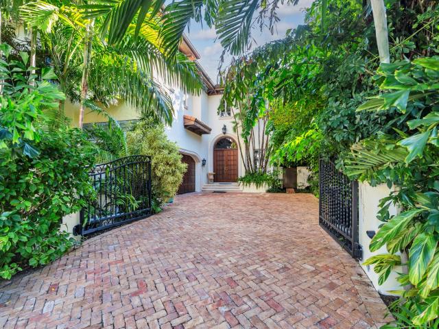 Townhouse for rent in Palm Beach, Florida