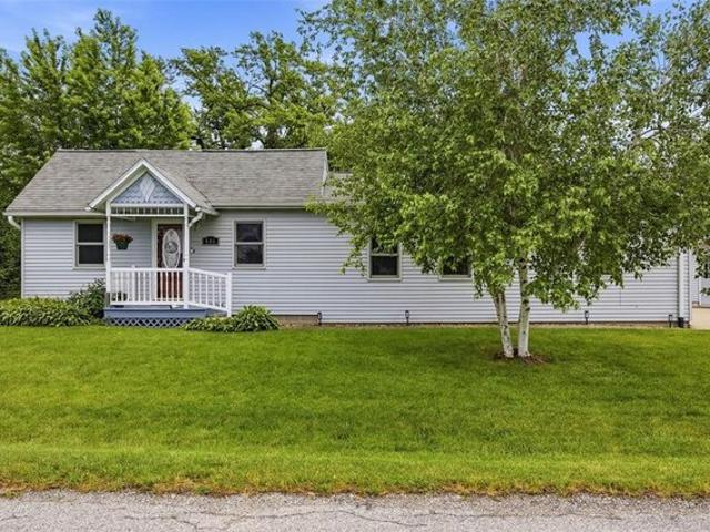 House for sale in Parnell, Iowa