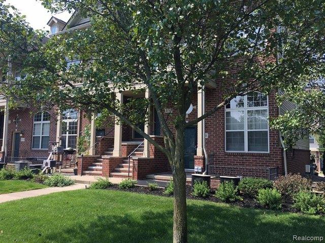 Condo for sale in Walled Lake, Oakland County