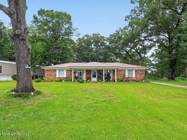 House for sale in Lucedale, Mississippi