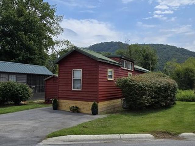 House for sale in Dillard, Georgia