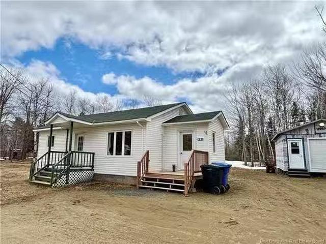 House for sale in Oak Point, New Brunswick