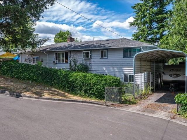 House for sale in Oregonia