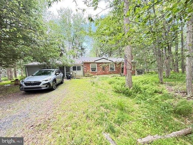 House for sale in Blakeslee, Pennsylvania