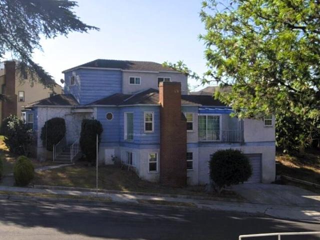 House for sale in Inglewood, California