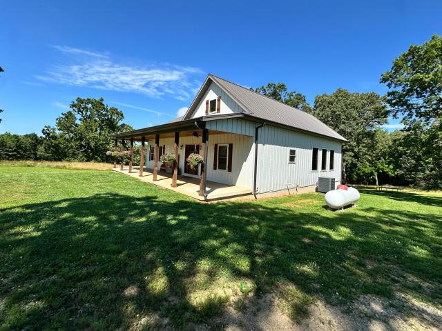 House for sale in Thayer, Missouri