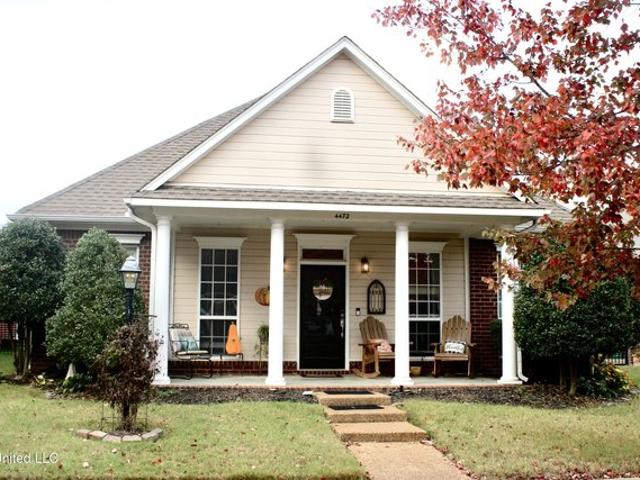 House for sale in Nesbit, Mississippi