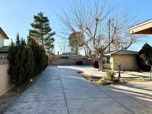 House for rent in Pomona
