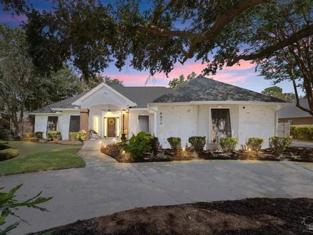 House for sale in Gulf Breeze, Santa Rosa County