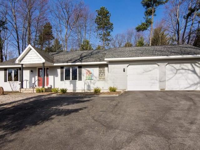 House for sale in Acme, Michigan