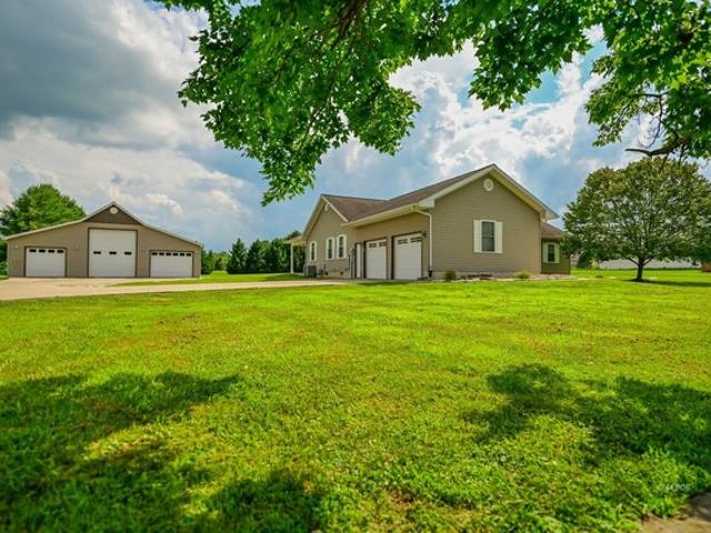 House for sale in Albany, Ohio