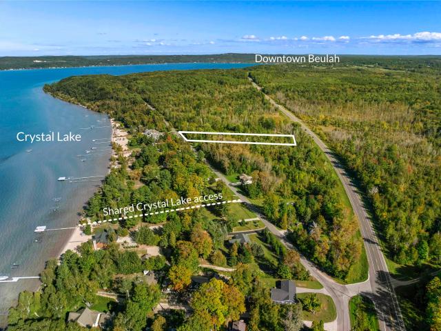 House for sale in Crystal Lake Township, Benzie County