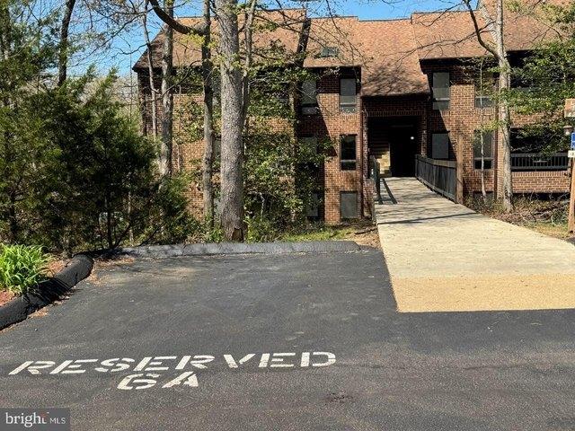 Condo for sale in California, Maryland