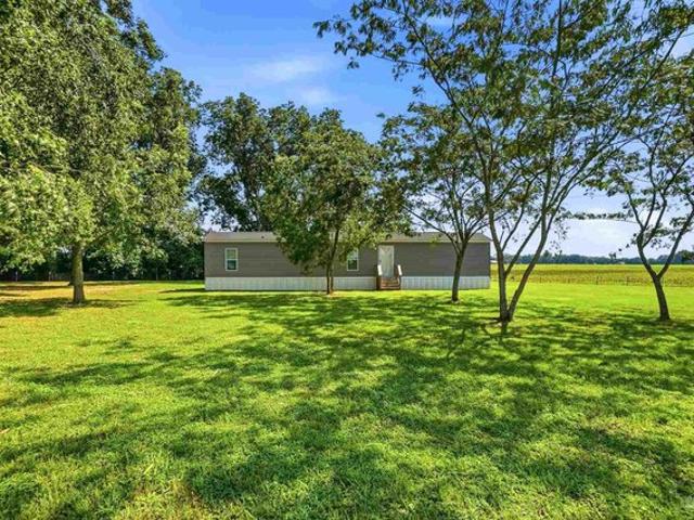 House for sale in Jay, Florida