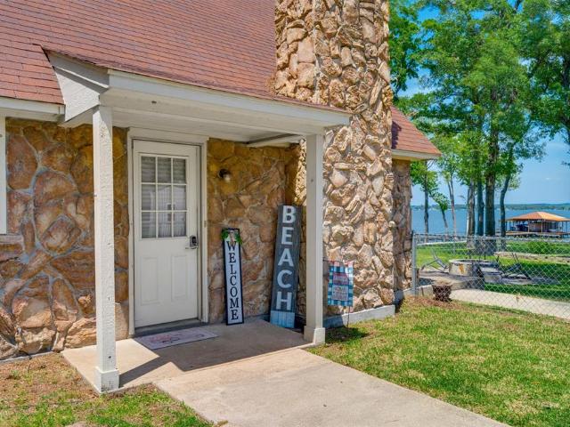 House for sale in Henderson, Texas