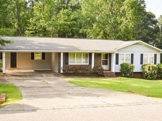 House for sale in Anniston, Alabama