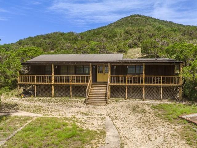 Farm for sale in Utopia, Texas