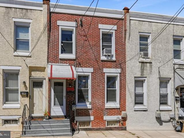 Townhouse for sale in Bridgeport, Pennsylvania