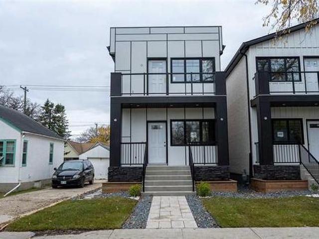 House for sale in East St. Paul, Manitoba