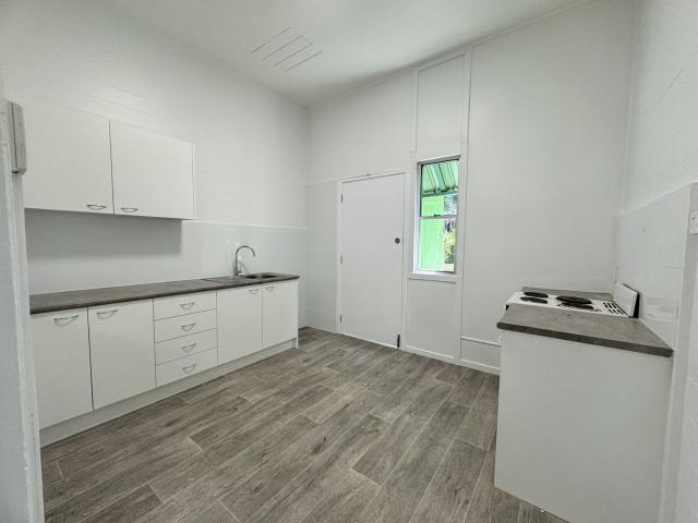 Granny Flat for rent in Sandgate, City of Brisbane
