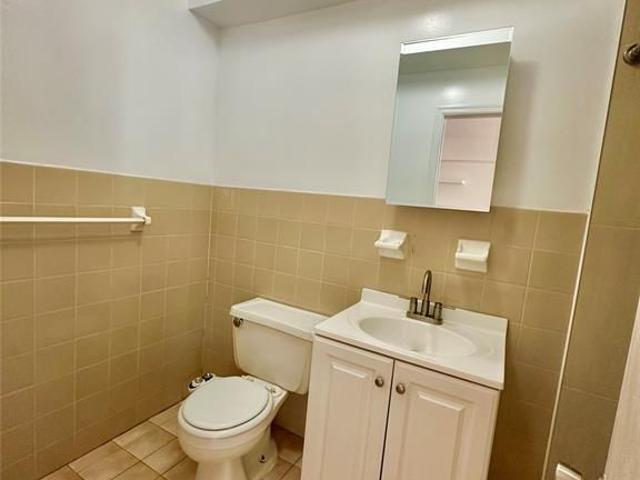 Duplex for rent in Fort Lee, New Jersey