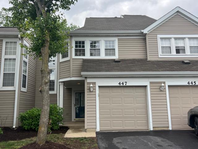 Townhouse for rent in Carol Stream
