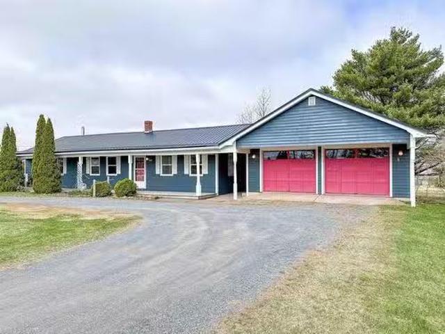 House for sale in Montague