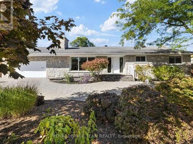 House for sale in Alta Vista, Ottawa