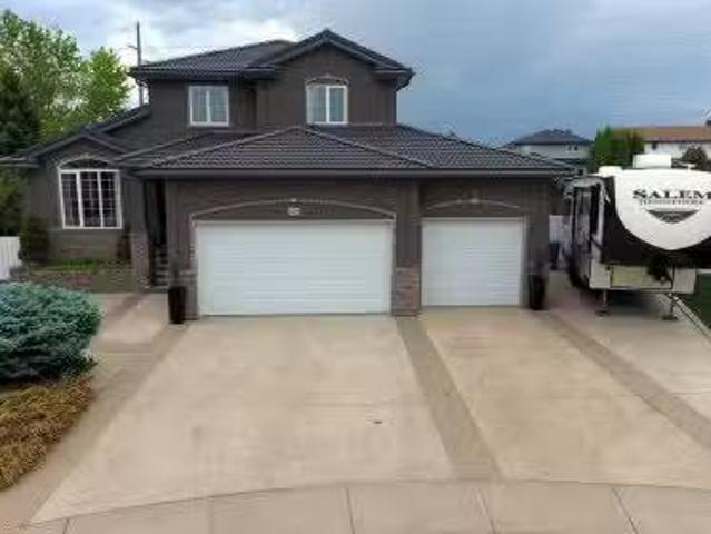 House for sale in Medicine Hat, Alberta