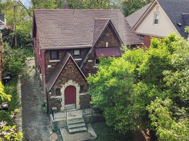 Duplex for sale in Detroit