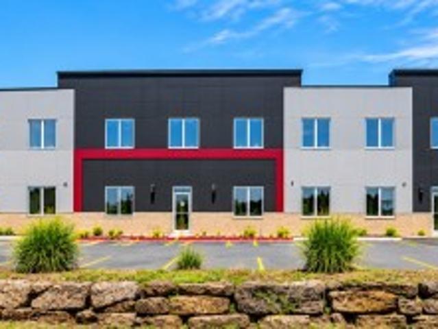 Commercial for rent in Boisbriand, Laurentides