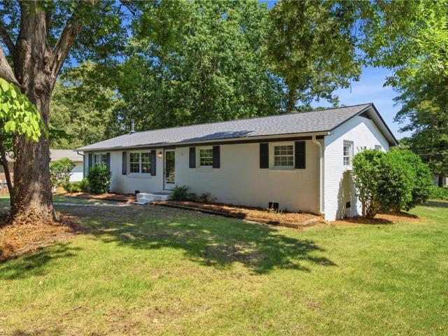 House for sale in Mad River, North Carolina