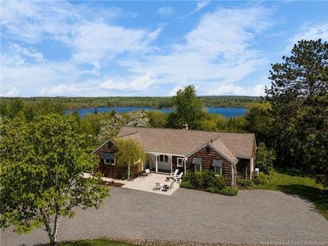 House for sale in Queenstown, New Brunswick