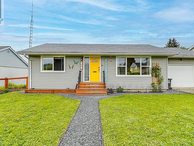 House for sale in Clayoquot, British Columbia